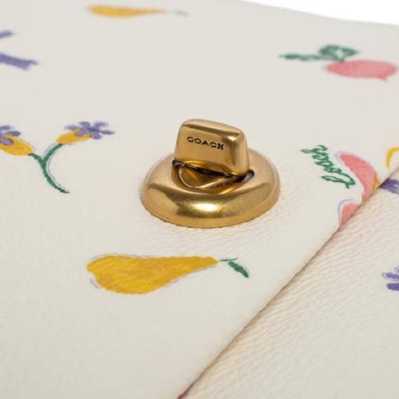 Coach Large Turnlock Pouch/Clutch in Garden Print - Picture 5 of 15